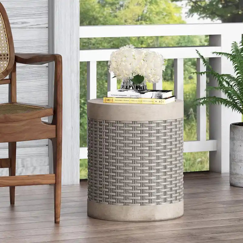 Outdoor Lightweight End Table Round