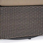 Comfortable and Flexible Outdoor Swivel Patio Chair with Cushions