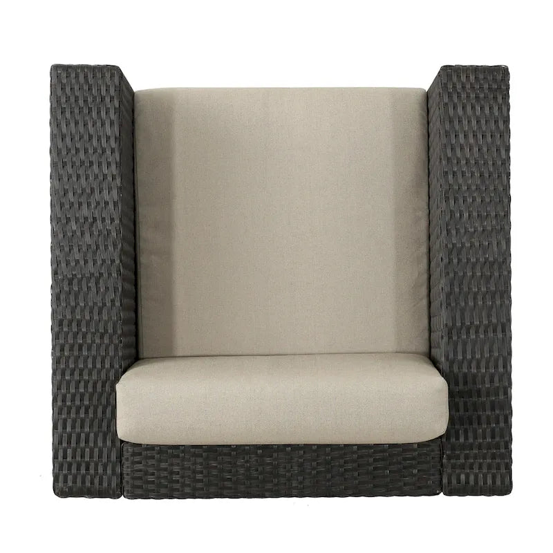 Comfortable and Flexible Outdoor Swivel Patio Chair with Cushions