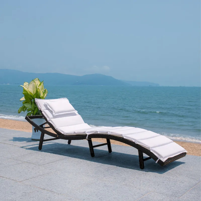 SAFAVIEH Outdoor Nihada Chaise Sun Lounger - 79Wx25Dx14H