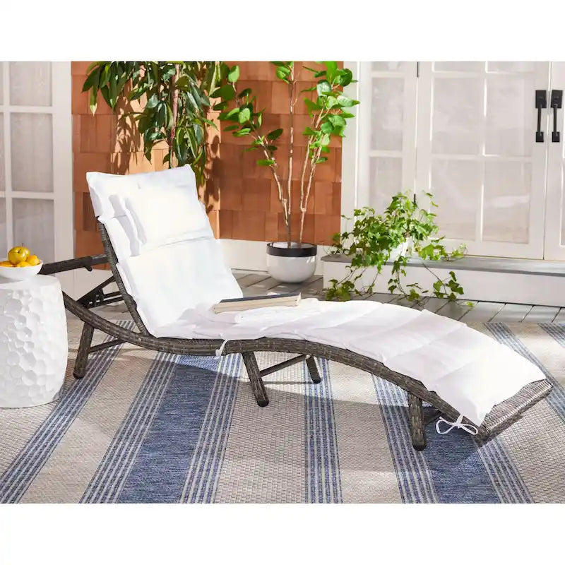 SAFAVIEH Outdoor Nihada Chaise Sun Lounger - 79Wx25Dx14H