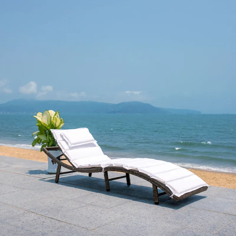 SAFAVIEH Outdoor Nihada Chaise Sun Lounger - 79Wx25Dx14H