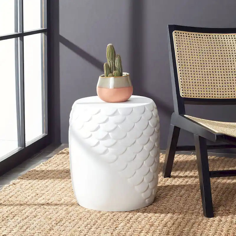 SAFAVIEH Outdoor Onerva Concrete Accent Stool - 15.75 W x 15.75 L x 18.11 H - 16Wx16Dx18H