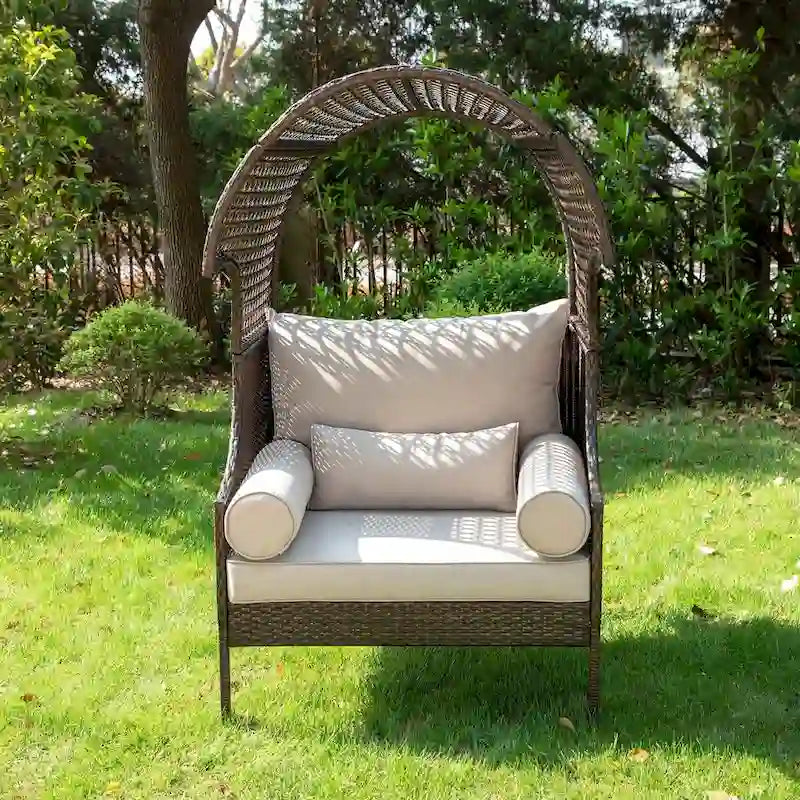 Single Rattan Sofa with Top Canopy, Elegant Wicker Couch for Outdoor